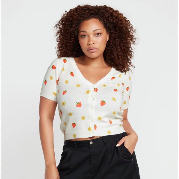 NEW Volcom Strawberry Daisy Short Sleeve Cardigan Size Small - Picture 2 of 14